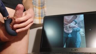 Teen twink wanking dicks with daddy, cumcontrol, hands-free cumshot from a sex toy massager