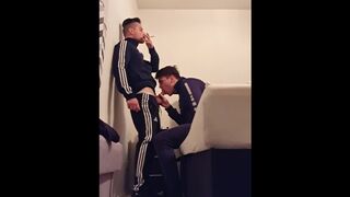 2 horny gay boys wanna fuck outdoors