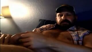 Bearded Muscle Daddy Jerks Off In Truck