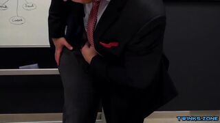 Muscle Son Flip Flop With Cumshot
