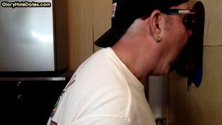 Gloryhole Amateur DILF Sucking And Tugging BBC At Home