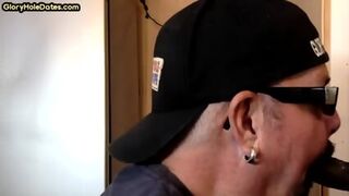 Gloryhole Amateur DILF Goes Bottom After Giving BJ Session