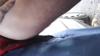 Daddy Me Folla En El Parking - Amateur Bareback Outdoor Fuck