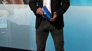 Str8 Live Bulge