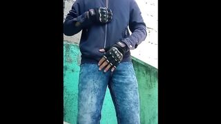 Pinoy Rider Handjob at Cemetery ???? - Sarap Jakol Pinoy Rider Sa Sementeryo