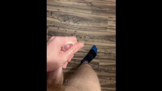 Guys on Grindr made me horny- masturbation, jerking off, cumming