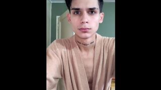 recording my day I ended up warming up until I masturbated