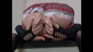 Teen school girl fingering her big ass hole