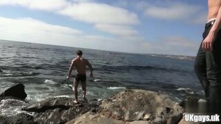 Muscle Gay Bareback And Cumshot