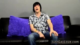 Big Dicked Gay Some Of You May Already Be Acquainted With Dallas Native, Tyler Bolt! This