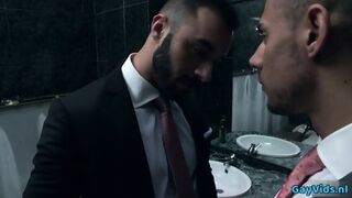 Muscle Gay Anal Sex And Cumshot