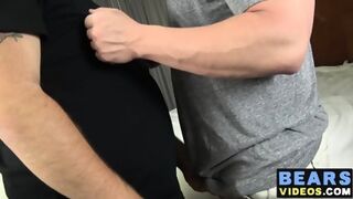 Horny Bears Bobbi Gee And Eric Schwanz Fuck Like Crazy