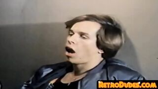 Deepthroat And Facial Bathroom Open To Attractive Men As It Were