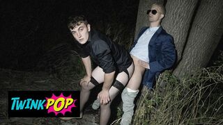 TWINKPOP - Tom Bacan Lights Up A Smoke And Fucks Jakob De Lung In Doggystyle In The Woods