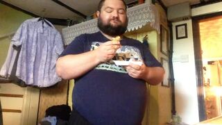 pizza eating clip