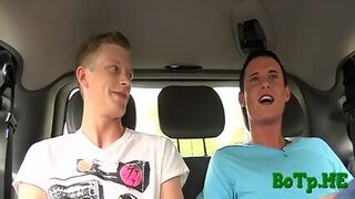 Gay Dudes Fuck Hard On Cam