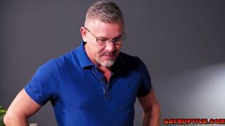 Asher Days Extraordinary Hook Up With Older Guy Scott Hardy