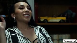 Shemale Office Boss Wants To Suck Co Workers Cock