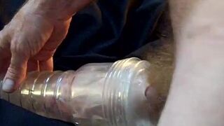 fleshlight thrusting