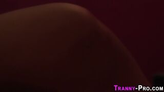 Face Jizz Shemale Hooker