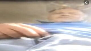 Pasquale Loffredo, Un Homme De 37 Ans Sur Facebook Se Masturbe Sans Regret D Avoir Honte Pour Sa Famille Et Ses Proches, Assurez-vous De Vous Associer Au Propriétaire Du Compte Pour Que La Vidéo Soit Enregistrée