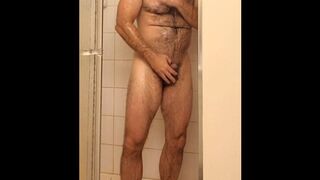 HAIRY MUSCLE BEAR FLEXING AND MUSCLE WORSHIP COMPILATION