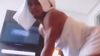 Mujer a GATAS, entra empleado y gana 1'000000USD demanda hotel | BREAKHUB