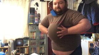 messin with balloons clip