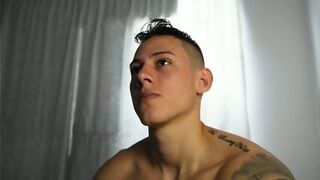 Hot Guy On Cam