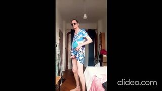 Crossdressing With Sunglasses Or Mask