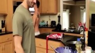 Muscular Hunks Hardcore Kitchen Fuckfest