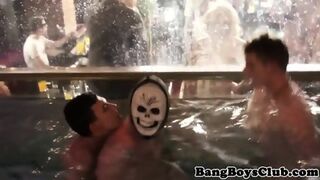 Handsome Euro Amateur Felt Up In Sauna