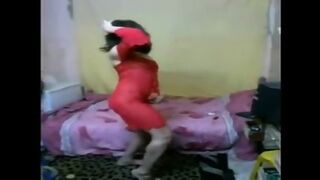 Egyptian Crossdresser Ingy Dance 06