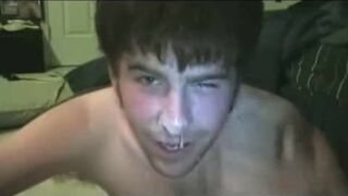 Thedudewhosadude gives himself a facial