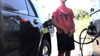 Caught At Tha Gasstation