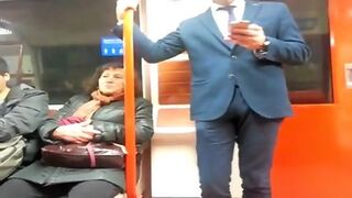 Str8 Bulge In Metro