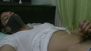 #10 A sexy handsome man masturbates while holding a thick big dick