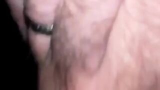Mon Pote Me Prend Dehors Et Jouit Dans Mon Cul à La Webcam