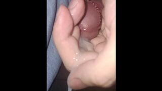 今天的系带也很可爱呢，撩一下舒服的喷出来了好多精液给我~ww