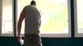 Muscular Hunk Wanks Himself Off