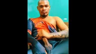 Juan Carlo Felipe - Spiderman Cosplayer Masturbates with Cumshot