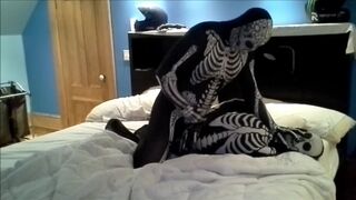 Day or the dead morph vs skeleton