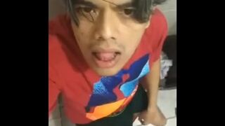 BIG HUGE BULGES AND BIG HUGE DICK OF YOUNG MACHO MAN (COMPILATION)