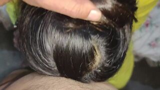  jaan ka Lund pakar kar oil lagaya