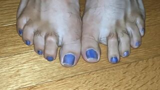 Big guy putting on sparkly purple polish - kinky foot fetish (Music: Sweet Musician: LiQWYD)