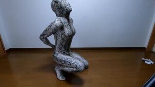 Three layers of zentai, zentai is painful
