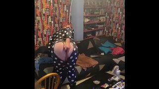 Sissy Whore Take it hard in the crack !!!