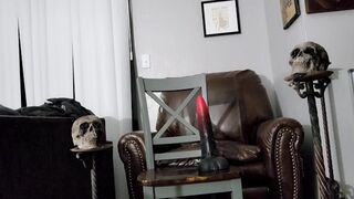 The One Chip CHALLENGE: Ash Steele goes goblin mode; a new toy emerges, Sveinn