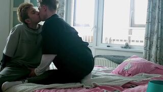 нежный секс двух сладких твинков