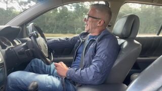 Handjob while traveling very horny